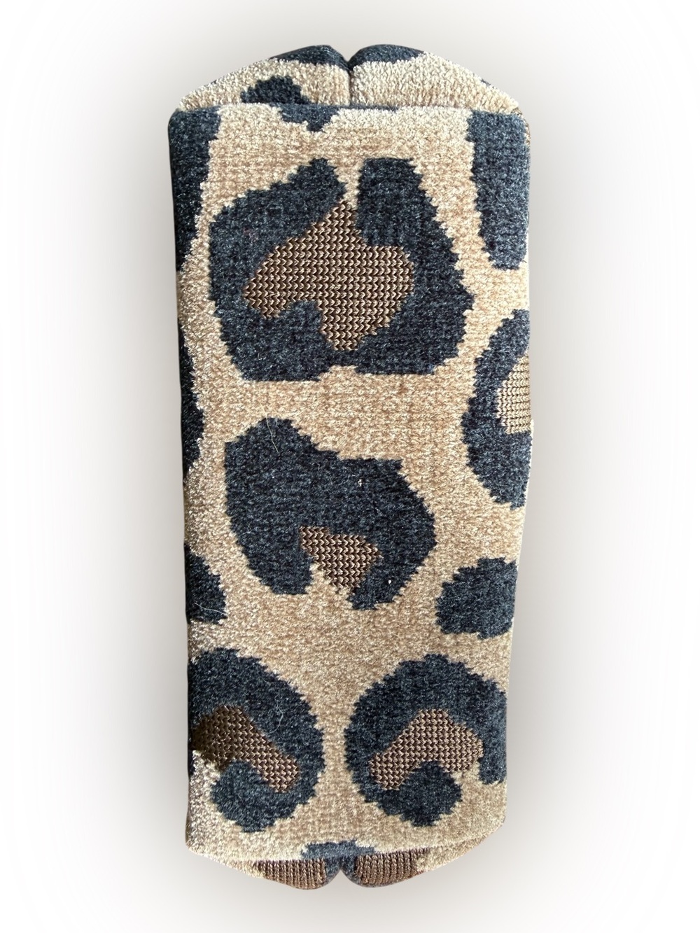 Rothy’s Limited Edition Revelvet Cat Petite Pouch - Picture 3 of 4